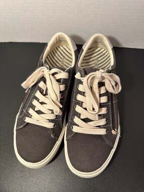 Taos Z-Soul Women's Canvas Side Zip Sneakers in Graphite